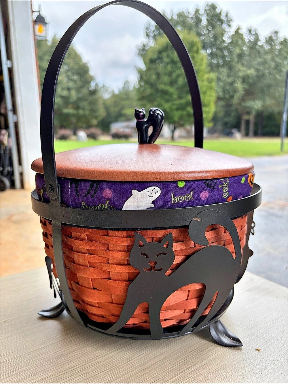 Longaberger 2009 Wrought Iron Happy Halloween large Cauldron Basket Combo